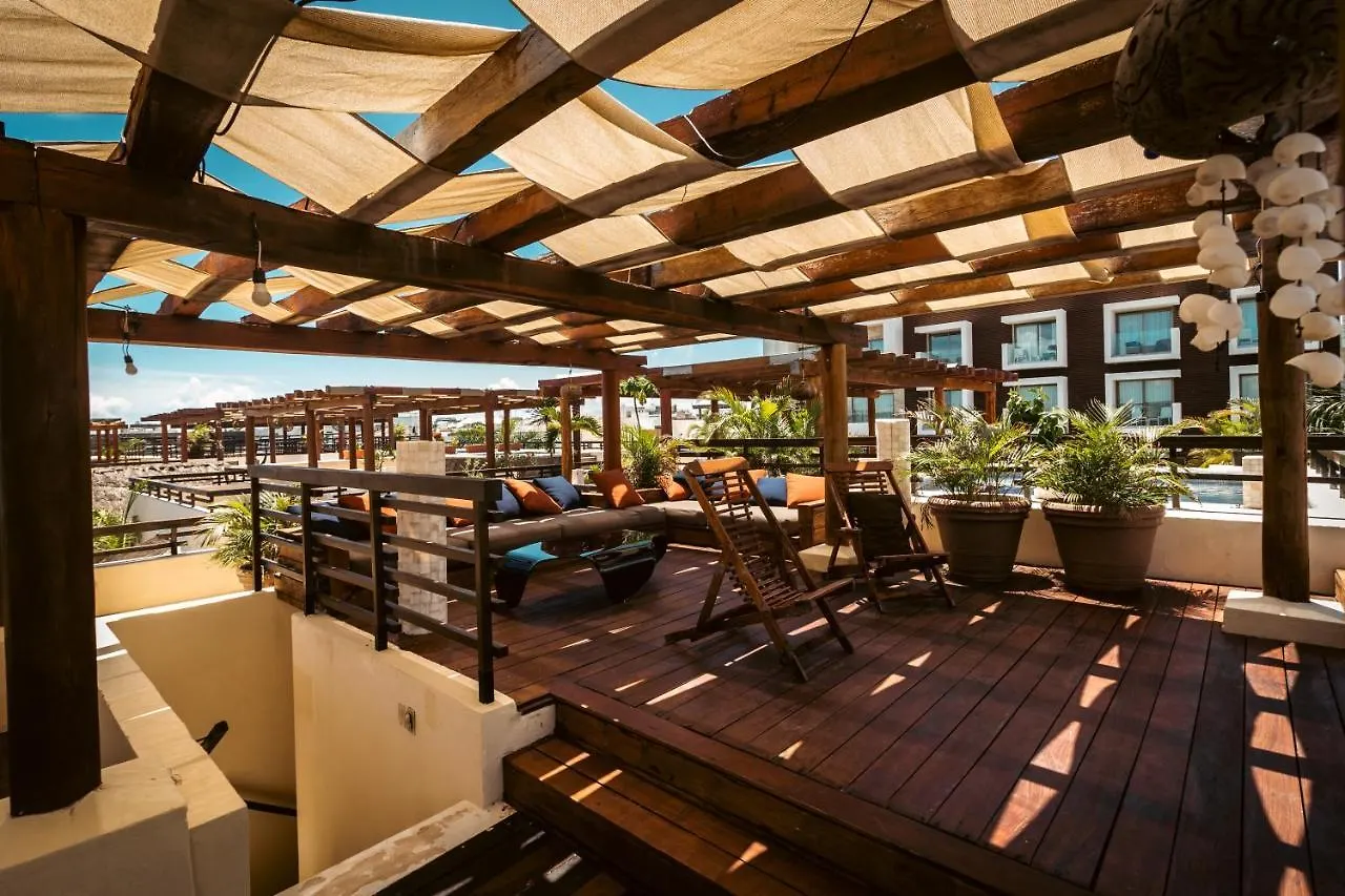 Aldea Thai Beachfront Condos プレヤデルカーメン メキシコ