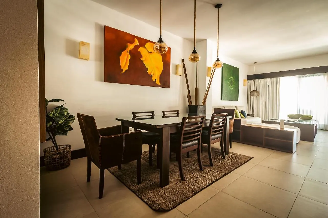 Aldea Thai Beachfront Condos プレヤデルカーメン アパート