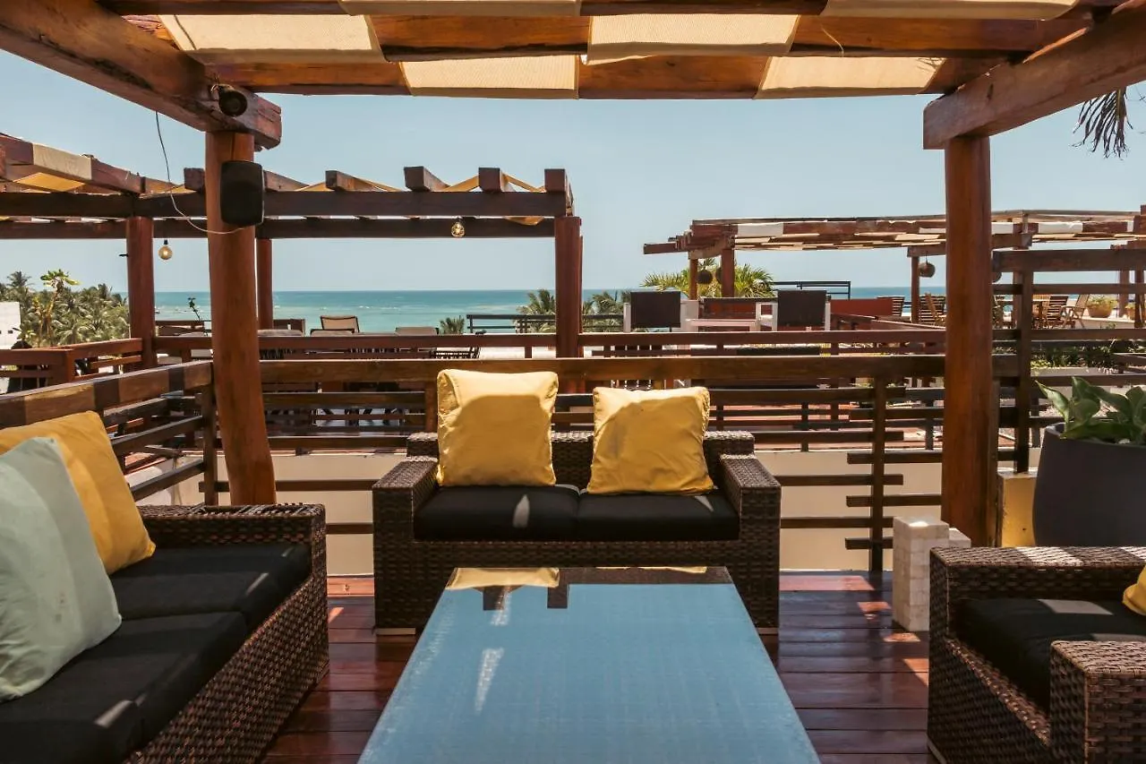 Aldea Thai Beachfront Condos プレヤデルカーメン アパート