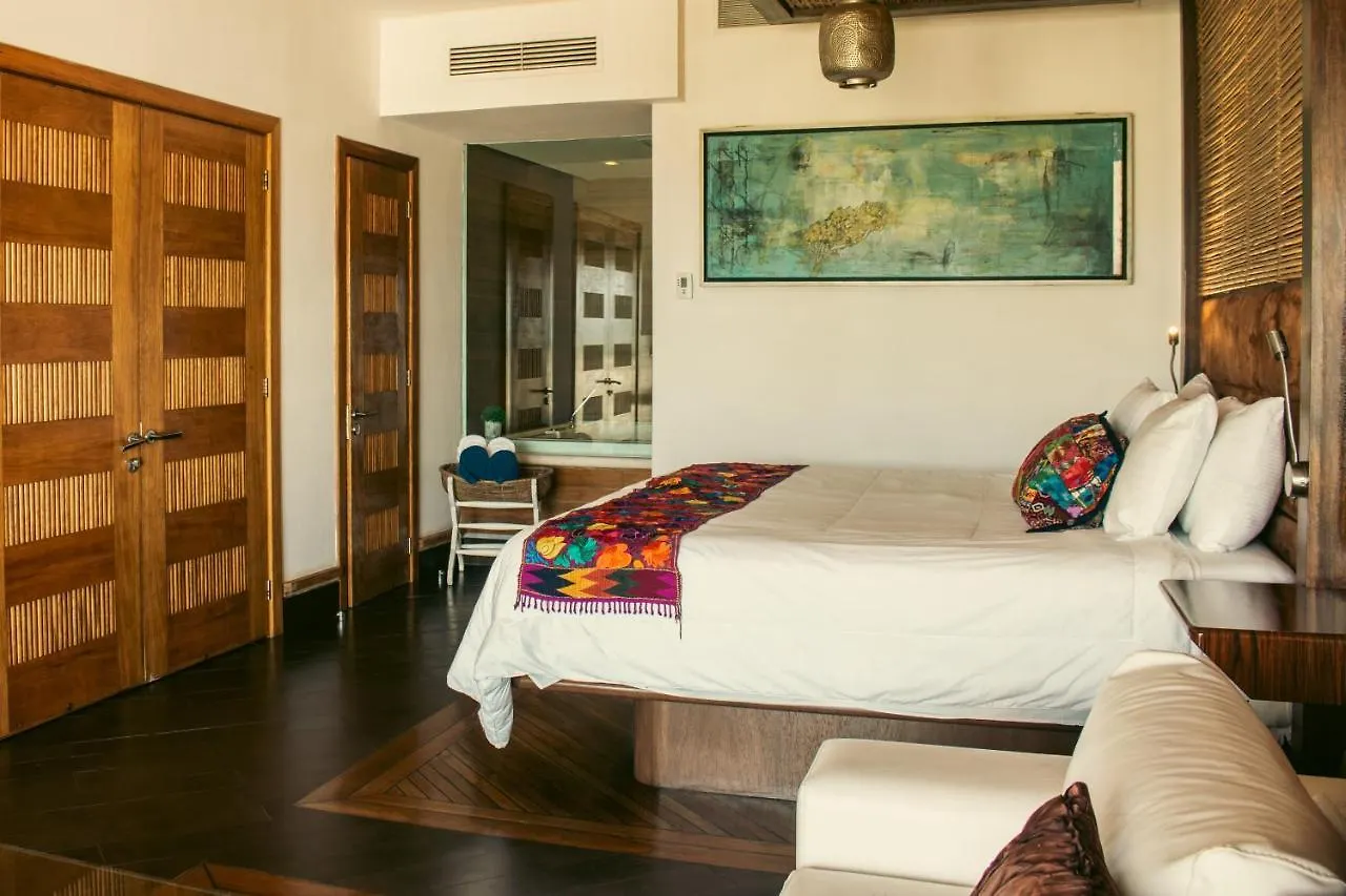 Aldea Thai Beachfront Condos Playa del Carmen Apartamento